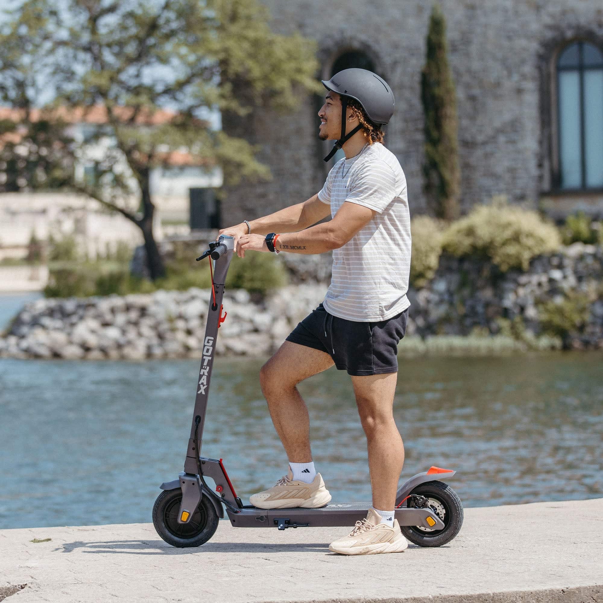 GoTrax - XR PRO Commuting Electric Scooter w/18mi Max Operating Range & 18mph Max Speed - Black - Image 3
